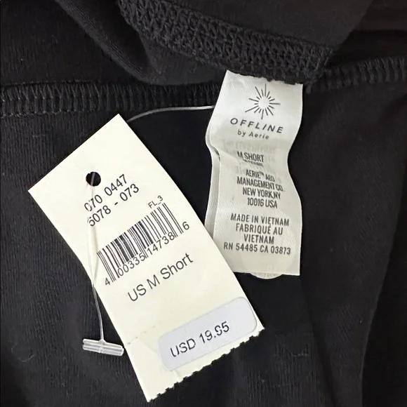 NWT Aerie Offline Black Leggings Med Short - Picture 4 of 5